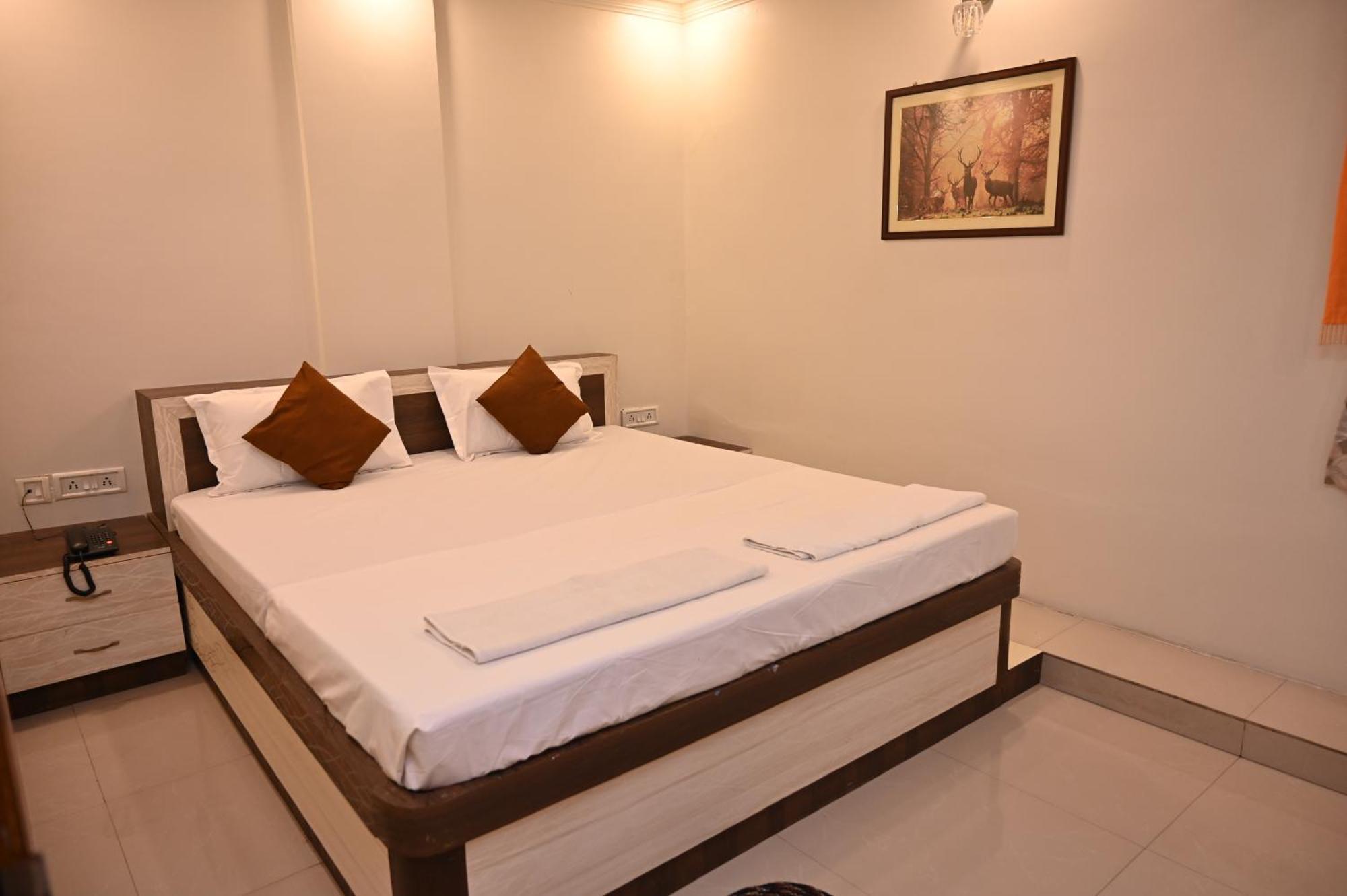 Hotel Gitanjali Māldah Dış mekan fotoğraf
