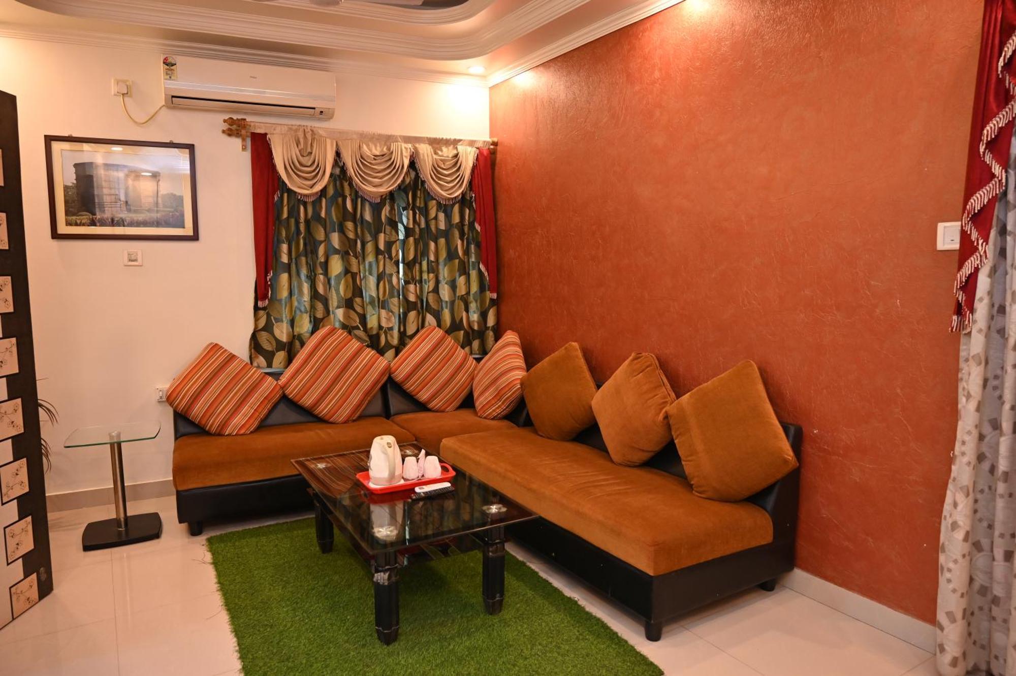 Hotel Gitanjali Māldah Dış mekan fotoğraf